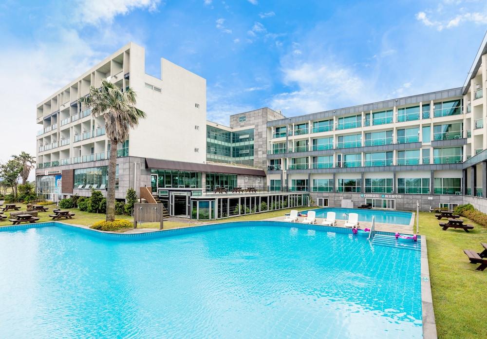 ג'גו The Four Graces Resort מראה חיצוני תמונה